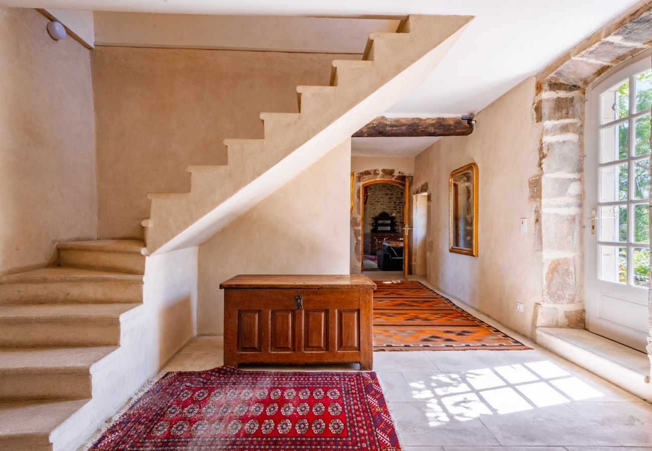 Maison à Saint-Restitut - les Marcellines, propriété de caractère avec piscine chauffée et vue 