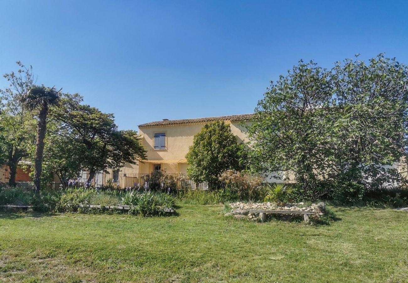 Maison à Tulette - Maison familiale, rénovée, avec piscine chauffée & jardin