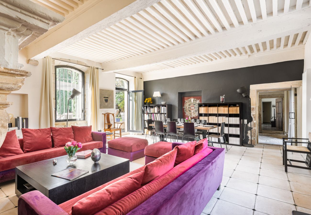 Maison à Tulette - La Mancelone, propriété d'exception à louer, avec piscine