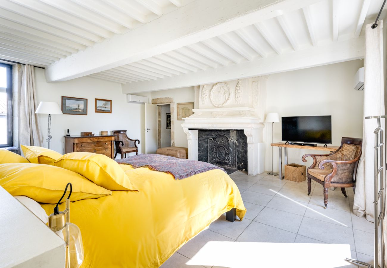 Maison à Tulette - La Mancelone, propriété d'exception à louer, avec piscine