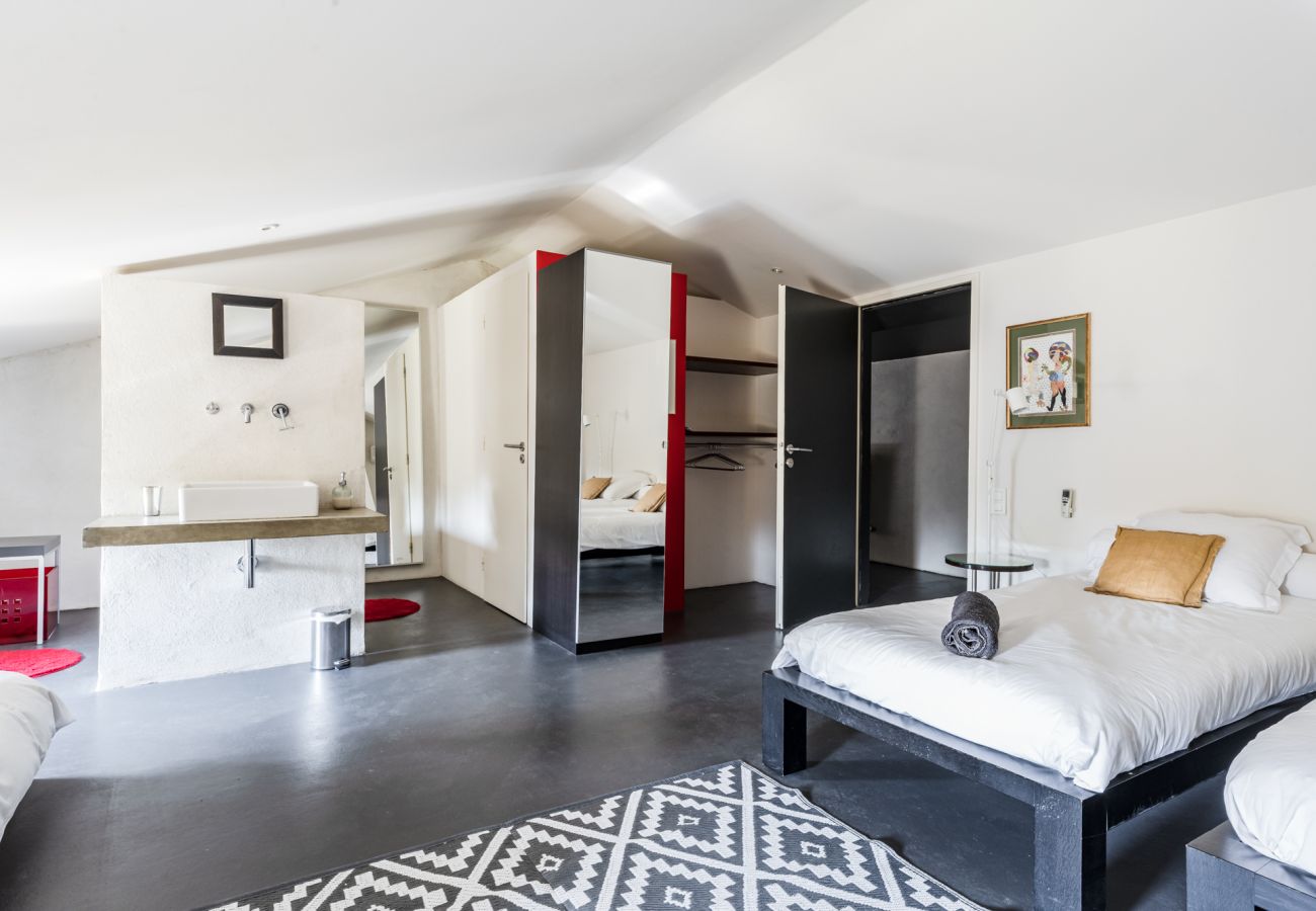 Maison à Tulette - La Mancelone, propriété d'exception à louer, avec piscine