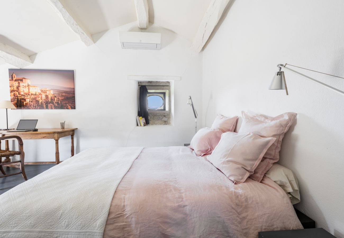 Maison à Tulette - La Mancelone, propriété d'exception à louer, avec piscine