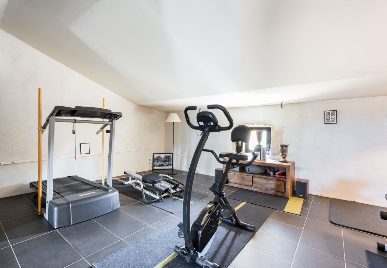 Maison à Tulette - La Mancelone, propriété d'exception à louer, avec piscine