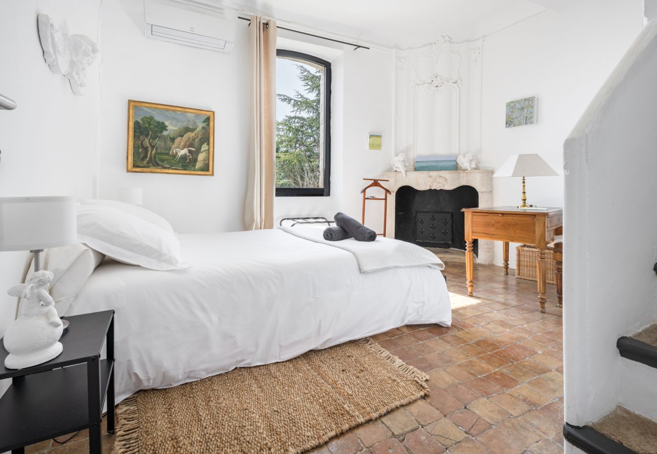 Maison à Tulette - La Mancelone, propriété d'exception à louer, avec piscine