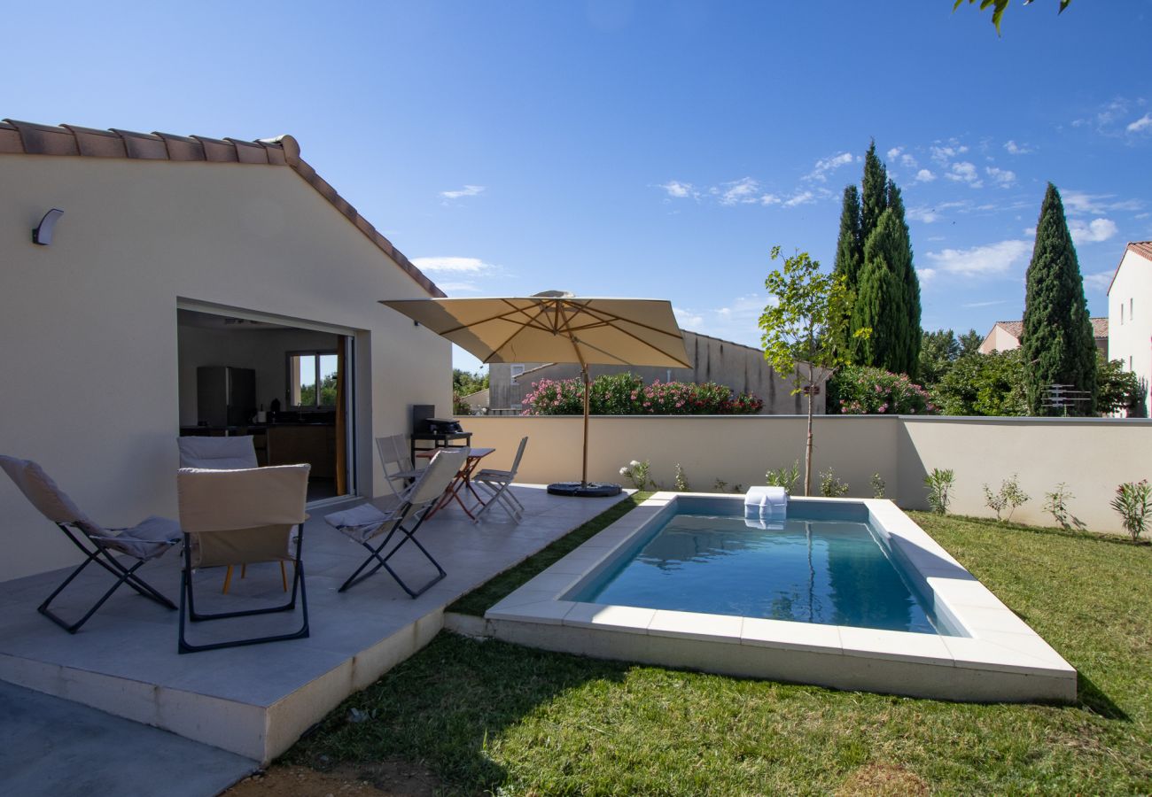 Villa à Suze-la-Rousse - Villa neuve avec piscine privée au coeur du village - 4 pers.
