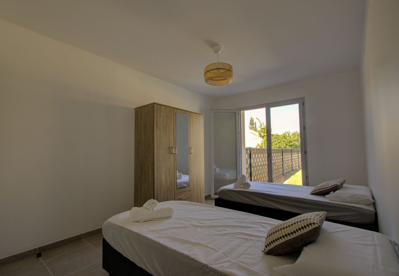 Villa à Suze-la-Rousse - Villa neuve avec piscine privée au coeur du village - 4 pers.