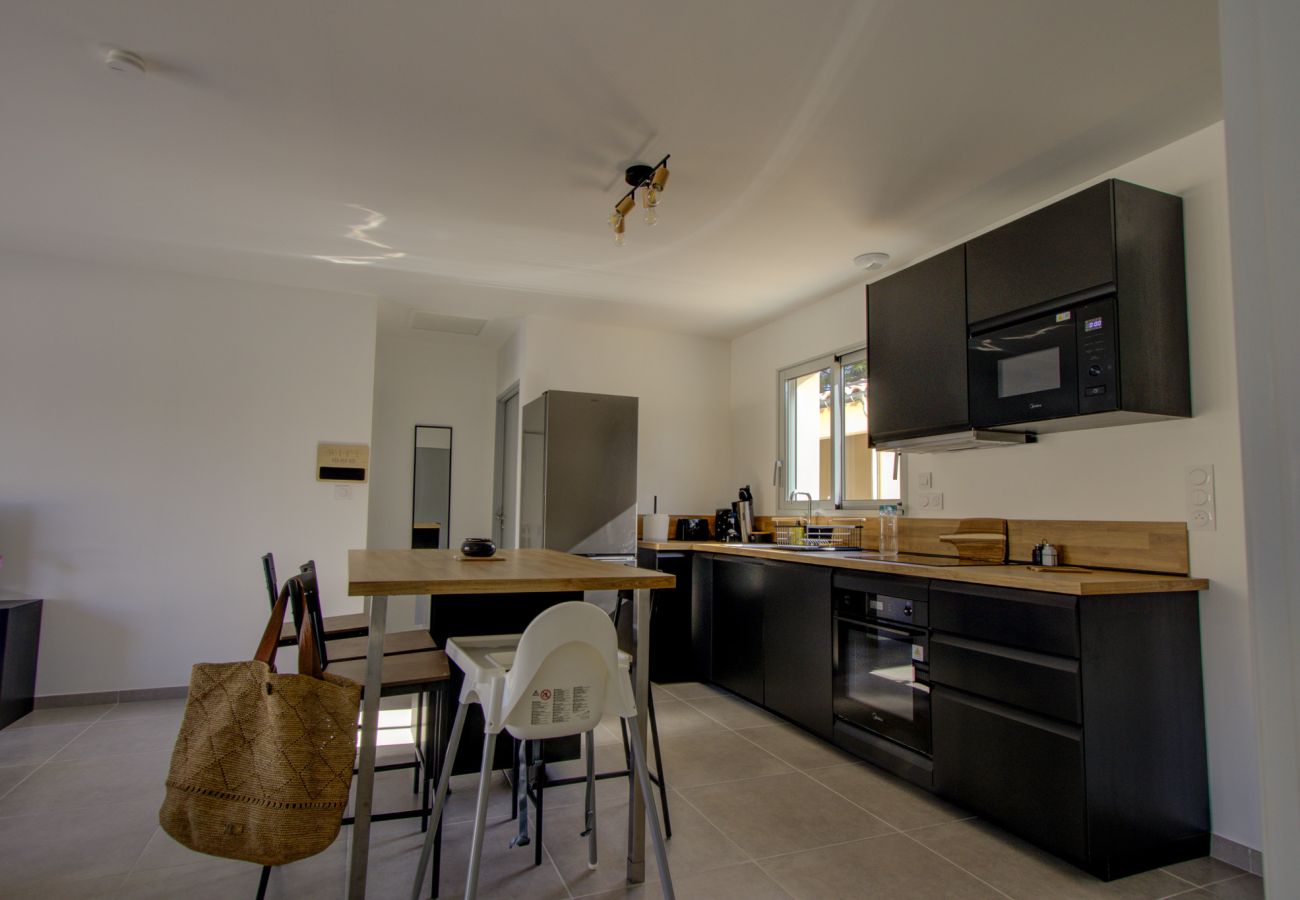 Villa à Suze-la-Rousse - Villa neuve avec piscine privée au coeur du village - 4 pers.