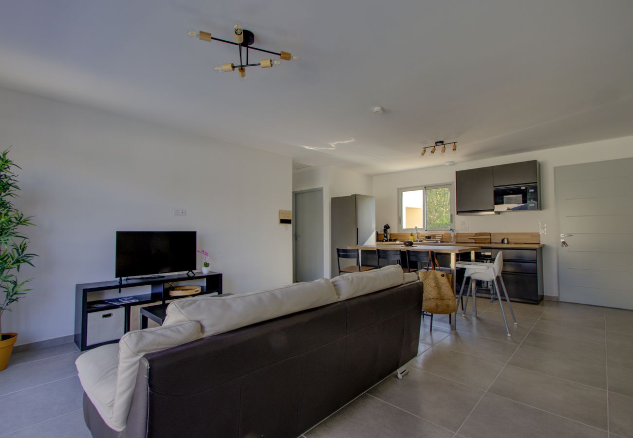 Villa à Suze-la-Rousse - Villa neuve avec piscine privée au coeur du village - 4 pers.