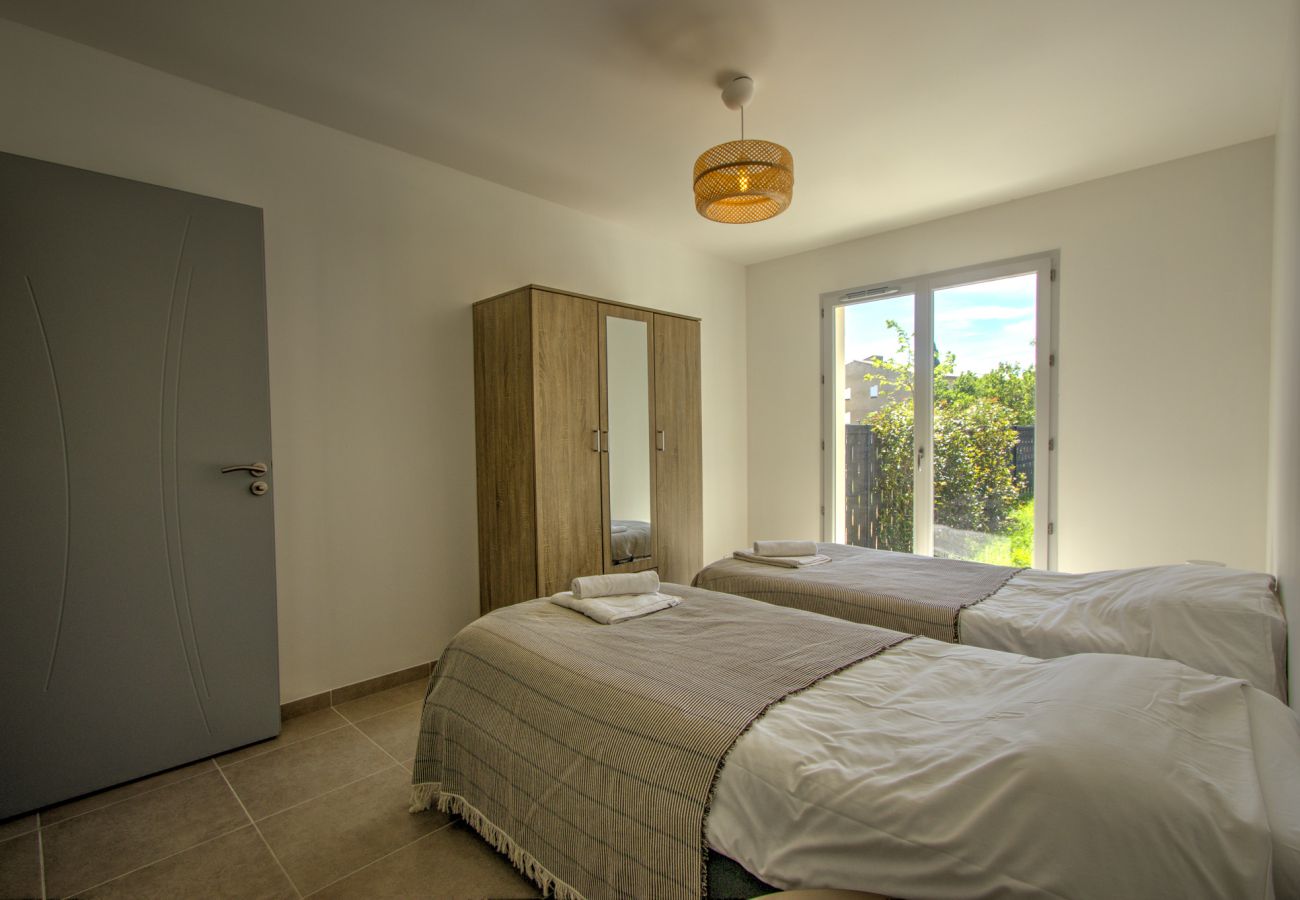 Villa à Suze-la-Rousse - Villa neuve avec piscine privée au coeur du village - 4 pers.