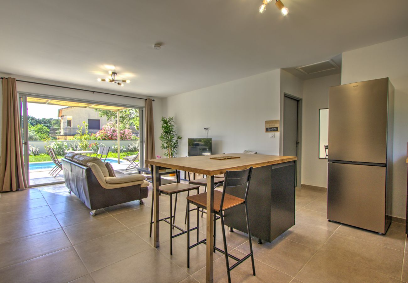 Villa à Suze-la-Rousse - Villa neuve avec piscine privée au coeur du village - 4 pers.