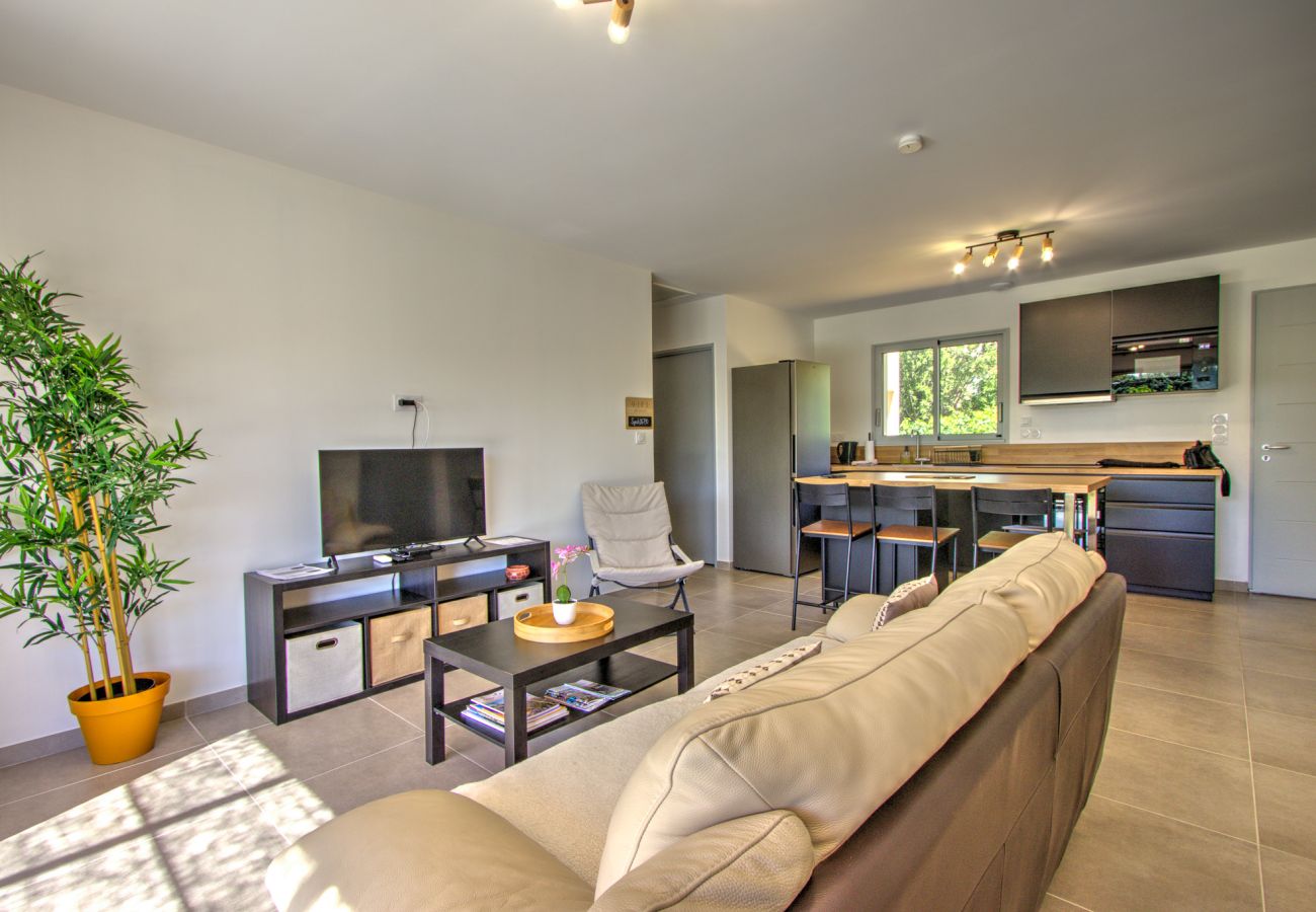 Villa à Suze-la-Rousse - Villa neuve avec piscine privée au coeur du village - 4 pers.