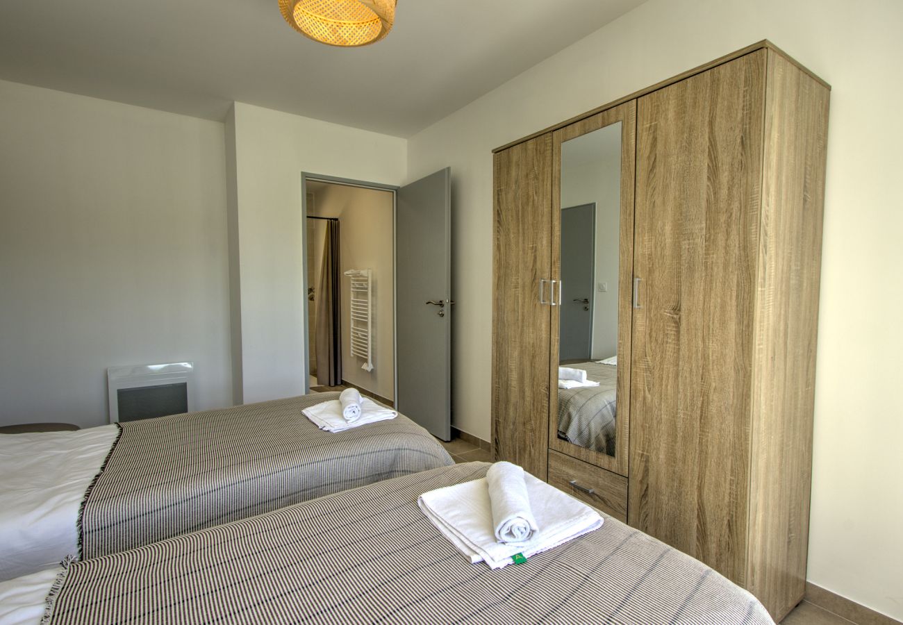 Villa à Suze-la-Rousse - Villa neuve avec piscine privée au coeur du village - 4 pers.