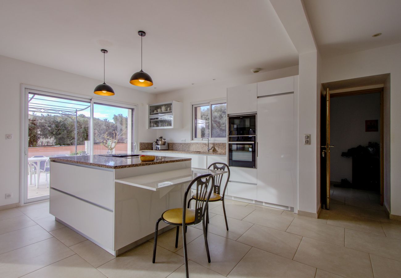 Villa à Saint-Restitut - Villa climatisée avec piscine privée – Accessible PMR – Drôme Provençale