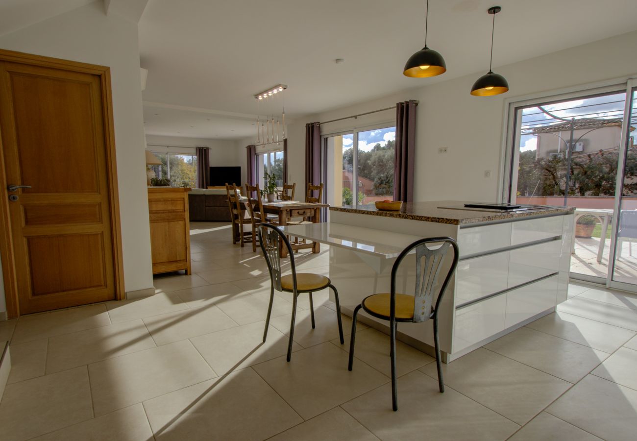 Villa à Saint-Restitut - Villa climatisée avec piscine privée – Accessible PMR – Drôme Provençale