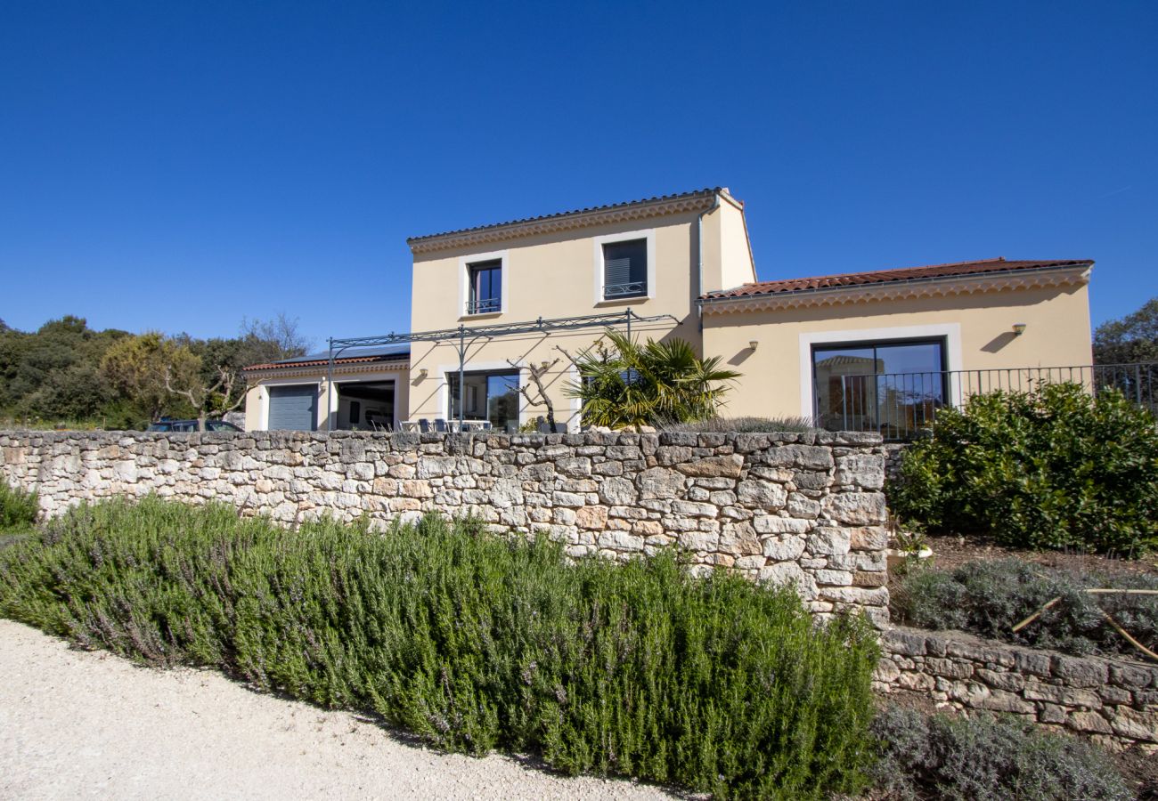 Villa à Saint-Restitut - Villa climatisée avec piscine privée – Accessible PMR – Drôme Provençale
