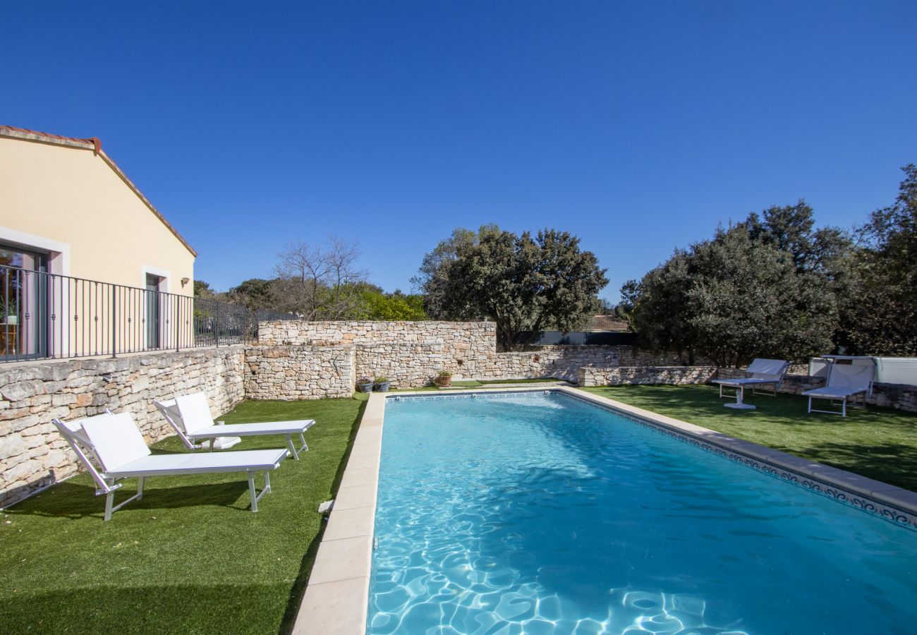 Villa à Saint-Restitut - Villa climatisée avec piscine privée – Accessible PMR – Drôme Provençale