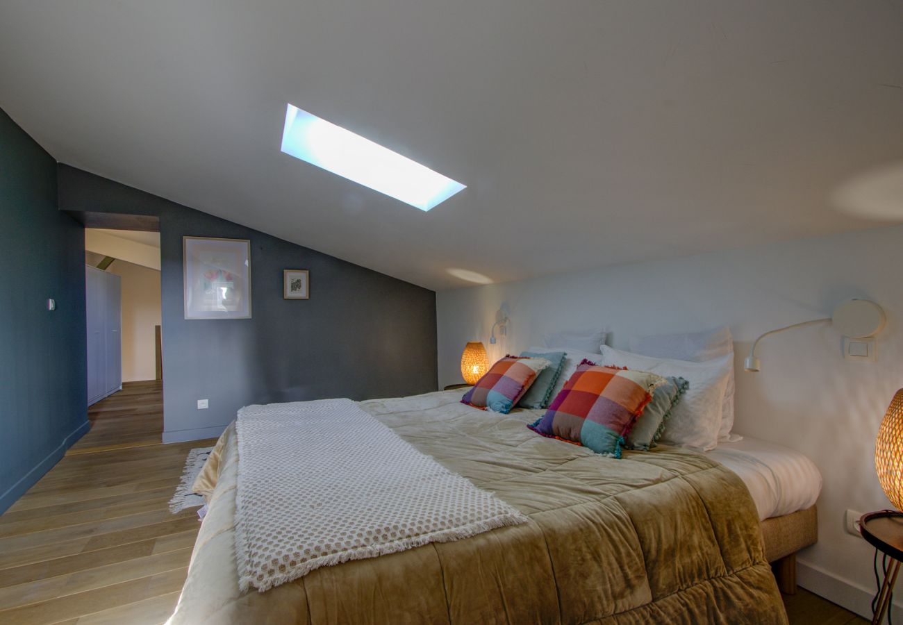 Maison mitoyenne à Grignan - Châteaux-Lavandes, maison au coeur de Grignan