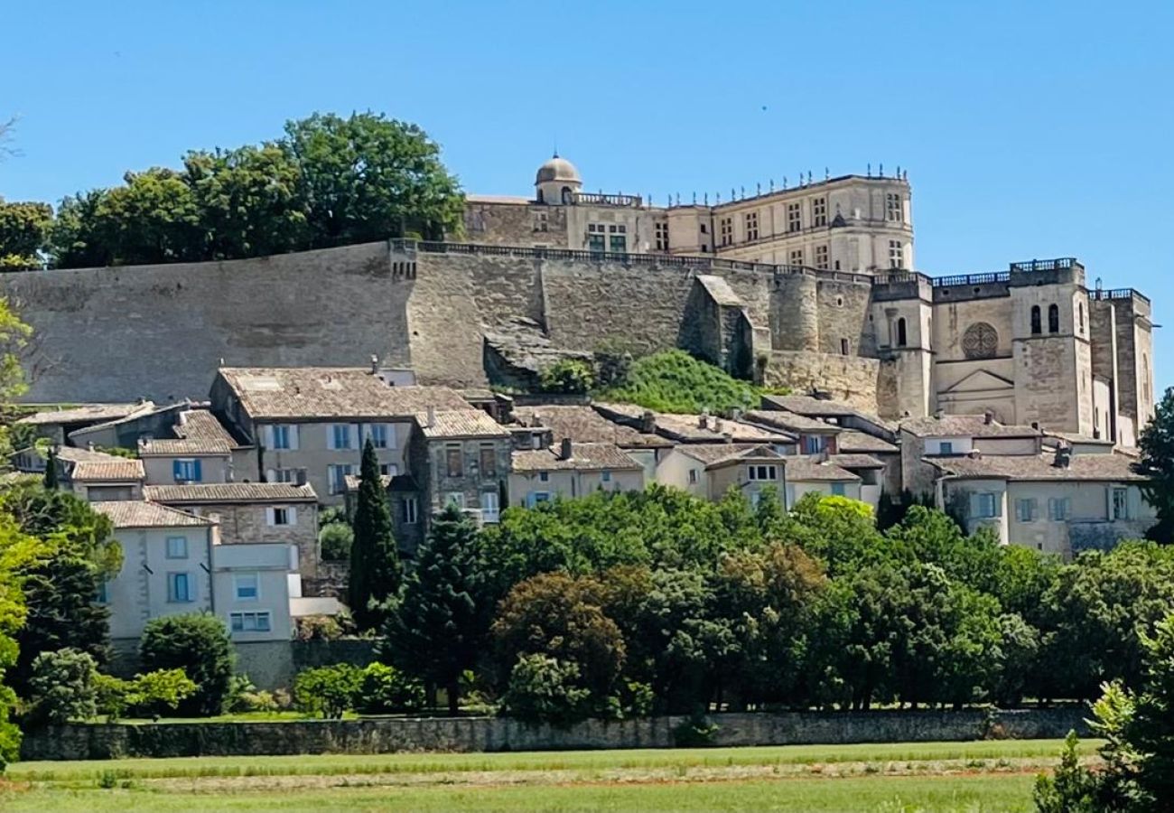 Maison à Grignan - Chez Marie – Maison de village de charme au cœur de Grignan