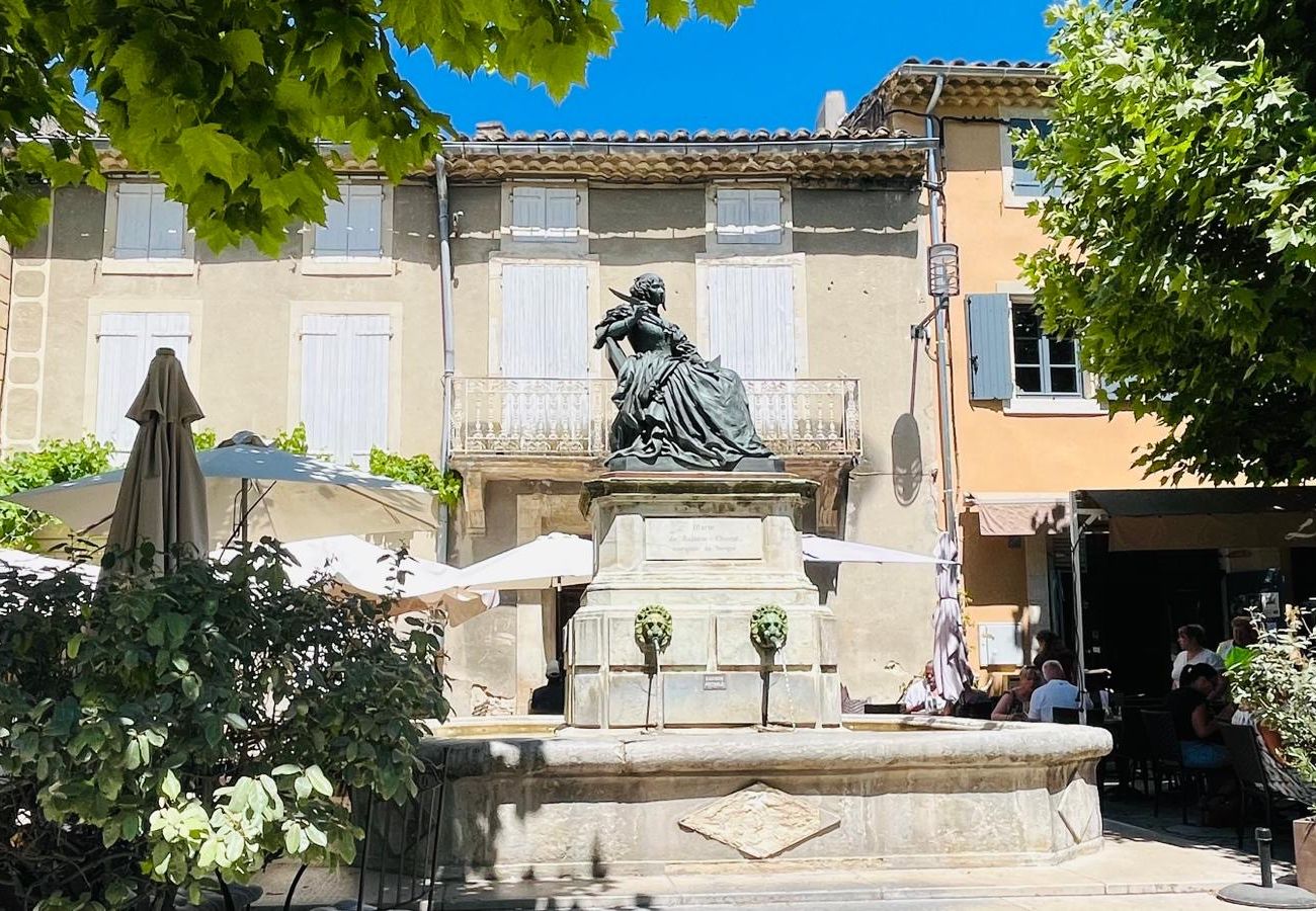 Maison à Grignan - Chez Marie – Maison de village de charme au cœur de Grignan