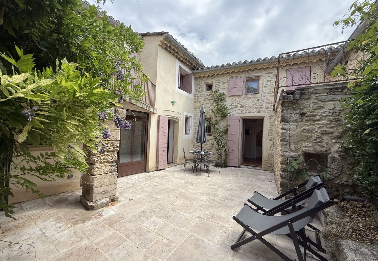 Maison à Grignan - Chez Marie – Maison de village de charme au cœur de Grignan